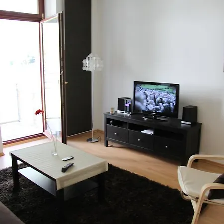 City Centre Apartment *